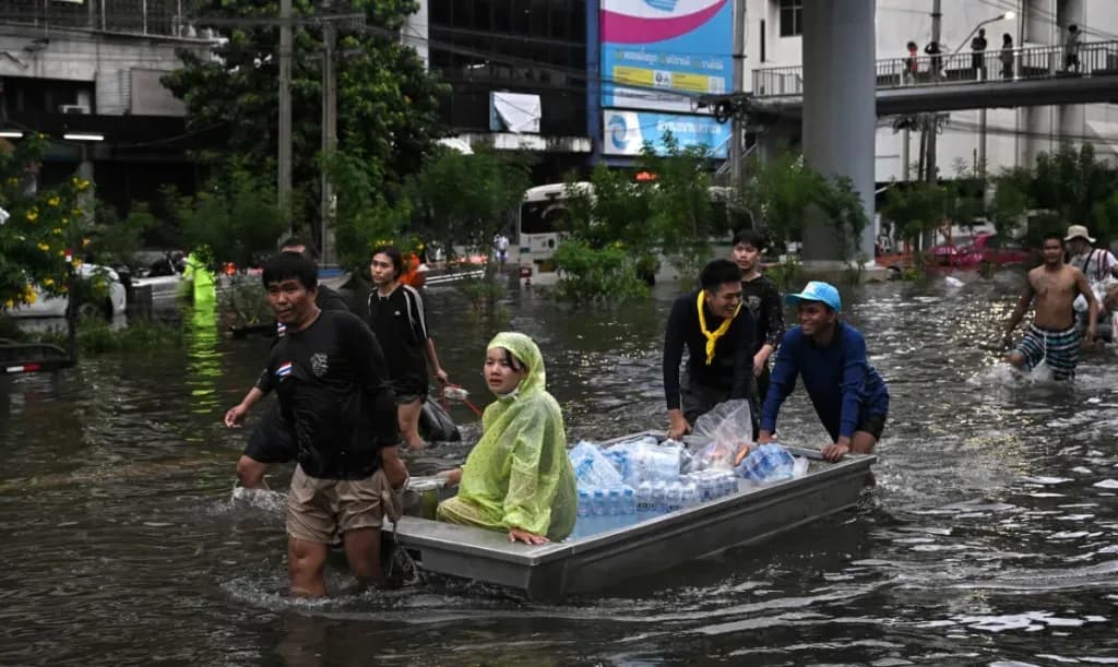 Bangkok Floods 2026: What Indian Travellers Need to Know Before Visiting