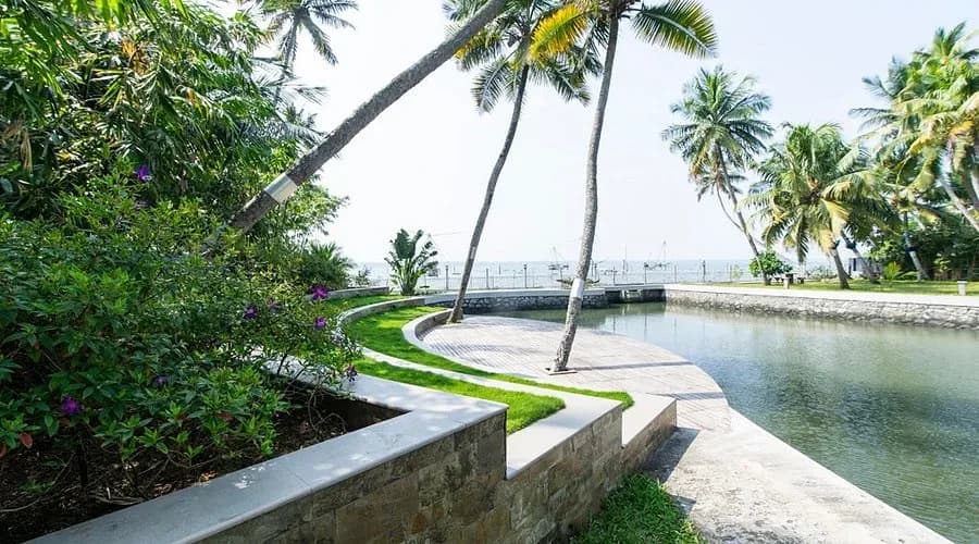 Kerala Heritage & Backwaters Escape - View 2